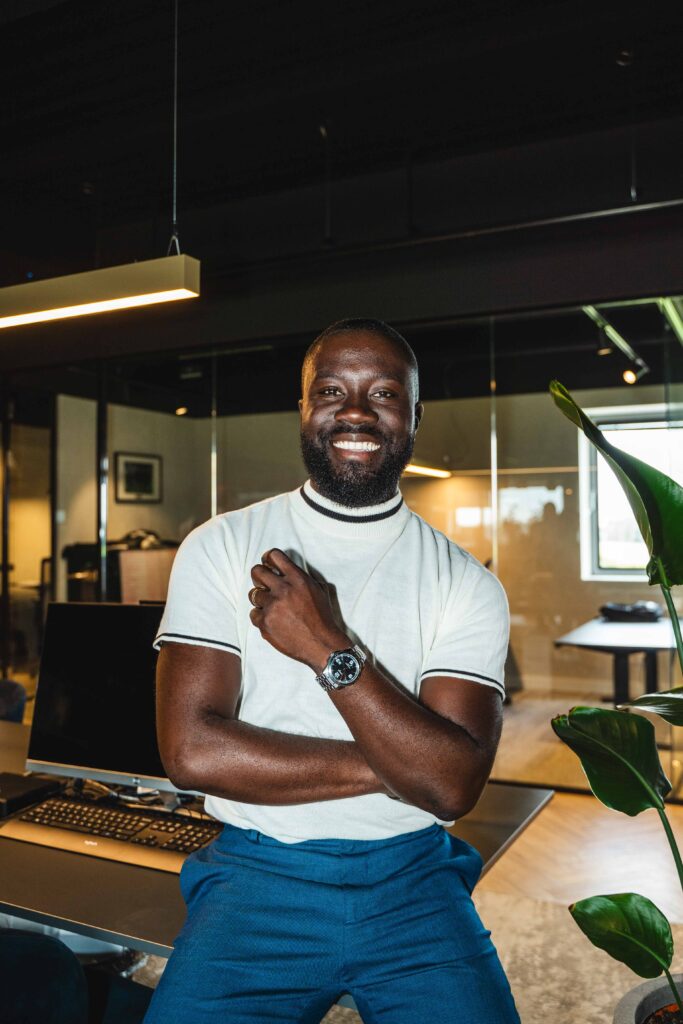 Dennis de Almeida logo