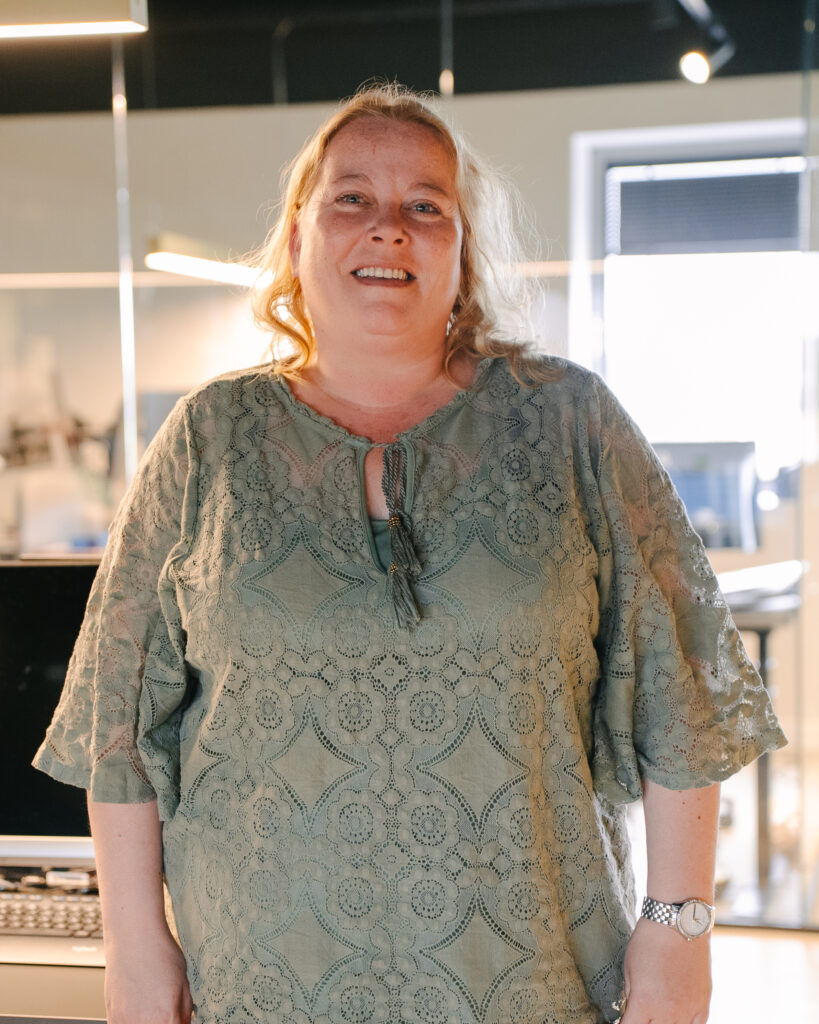 Bianca Valentin logo